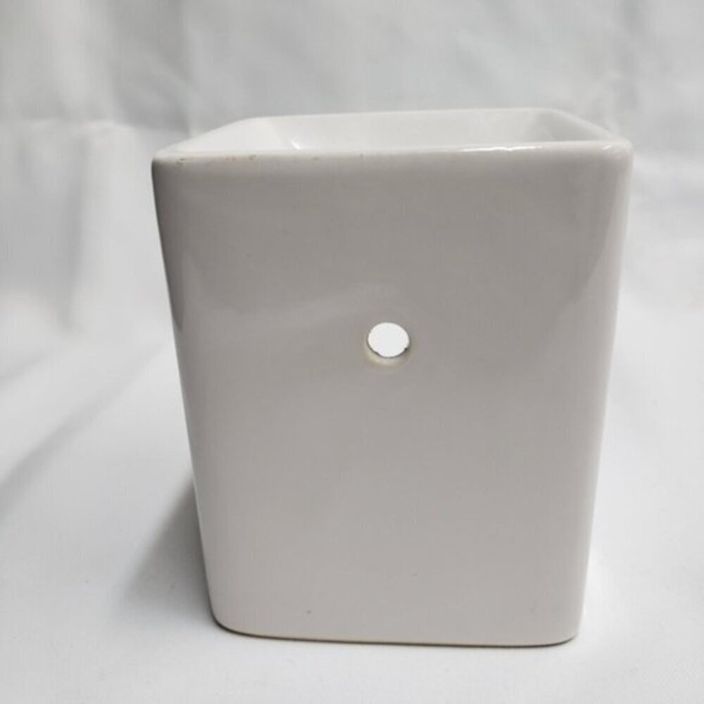 🔷️Torre & Tagus Tealight Holder Wax Melter Oil Diffuser White Ceramic - Picture 6 of 13